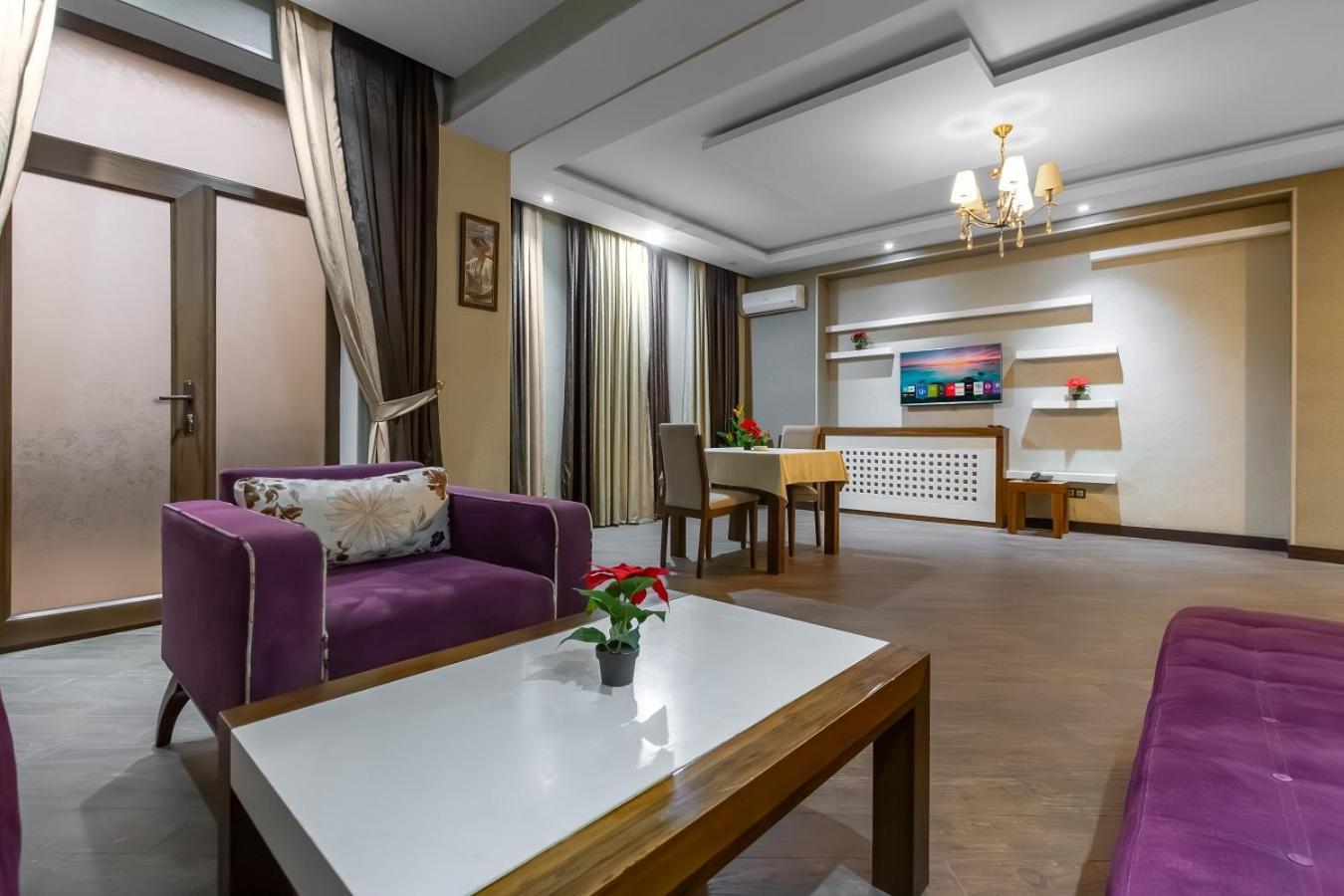Manor Luxury Hotel Baku Exterior photo